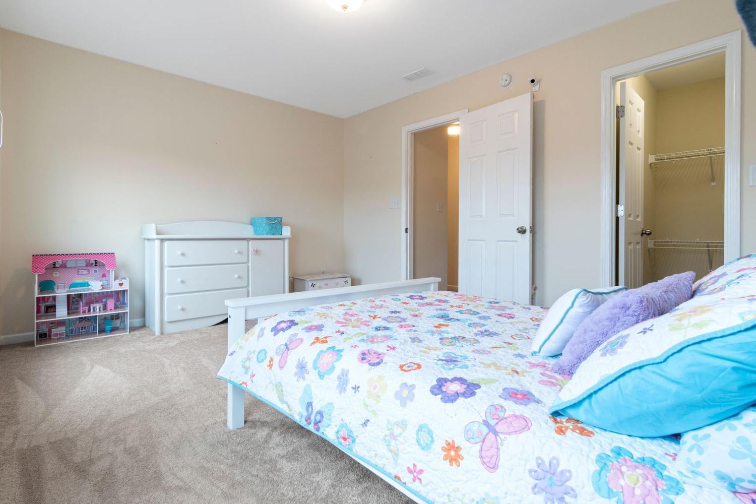 Second bedroom